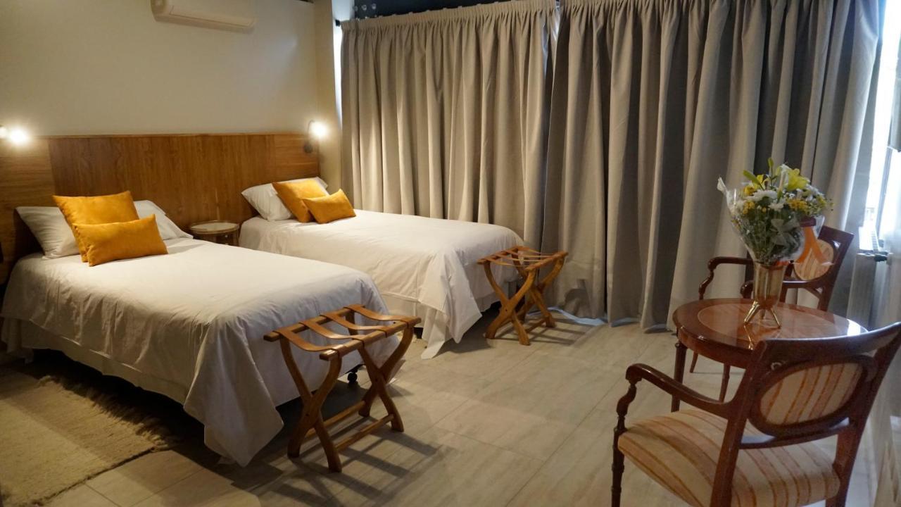 718 Rufino Petit Hotel Мендоса Екстериор снимка