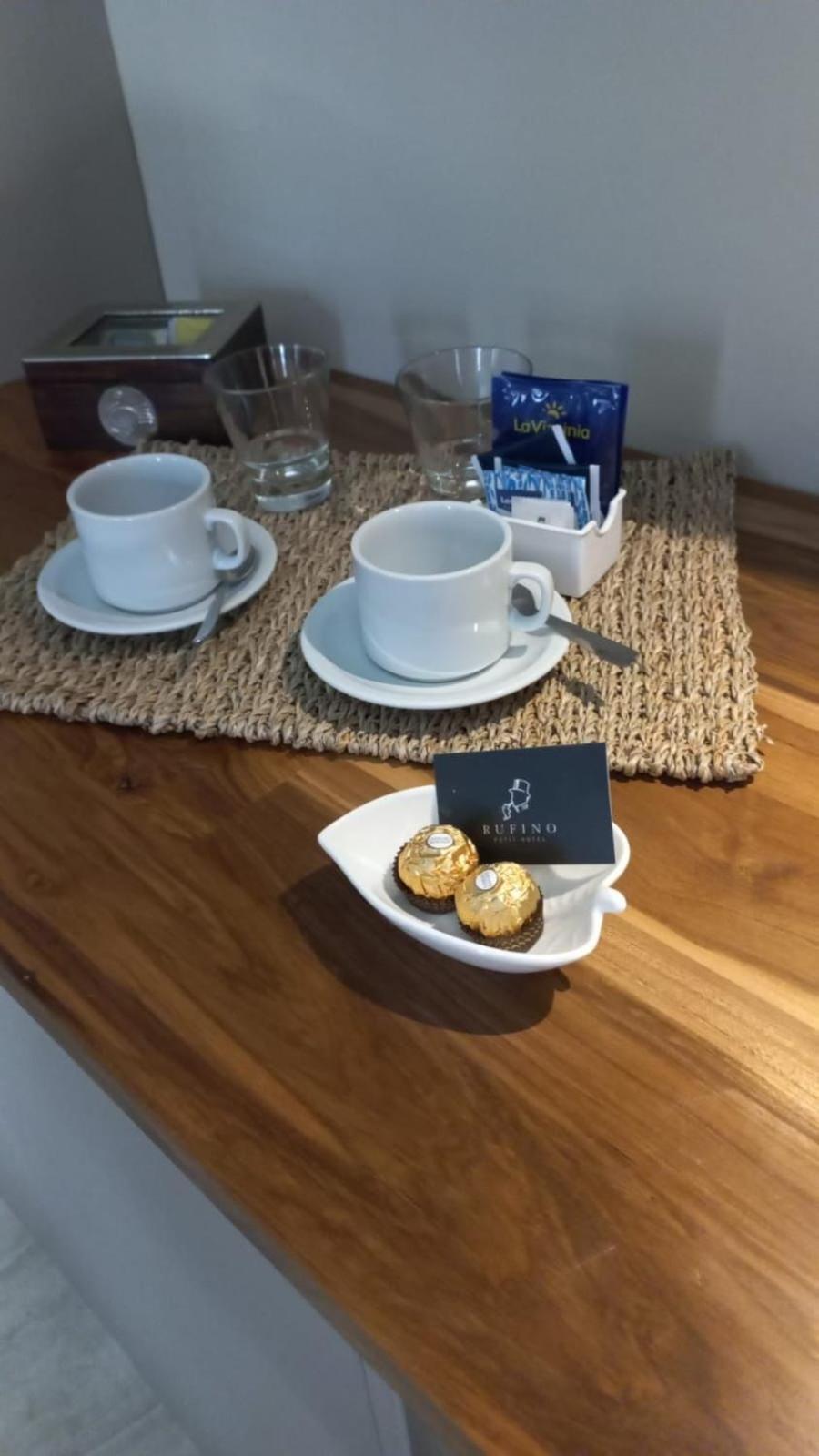 718 Rufino Petit Hotel Мендоса Екстериор снимка