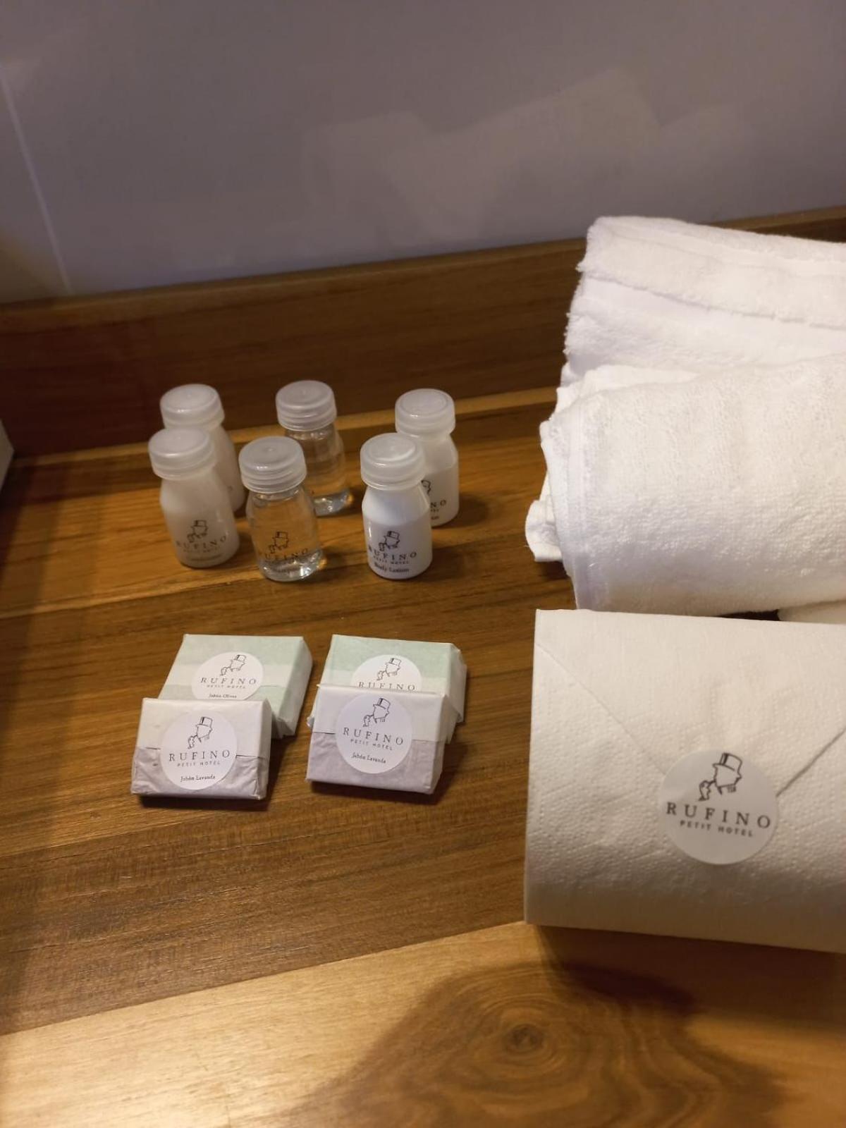 718 Rufino Petit Hotel Мендоса Екстериор снимка